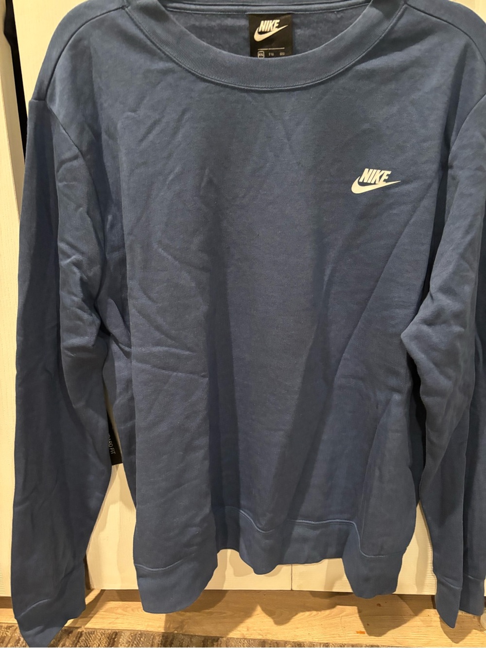 Nike Women’s Blue Crew Lightweight Fleece Lined Sweatshirt